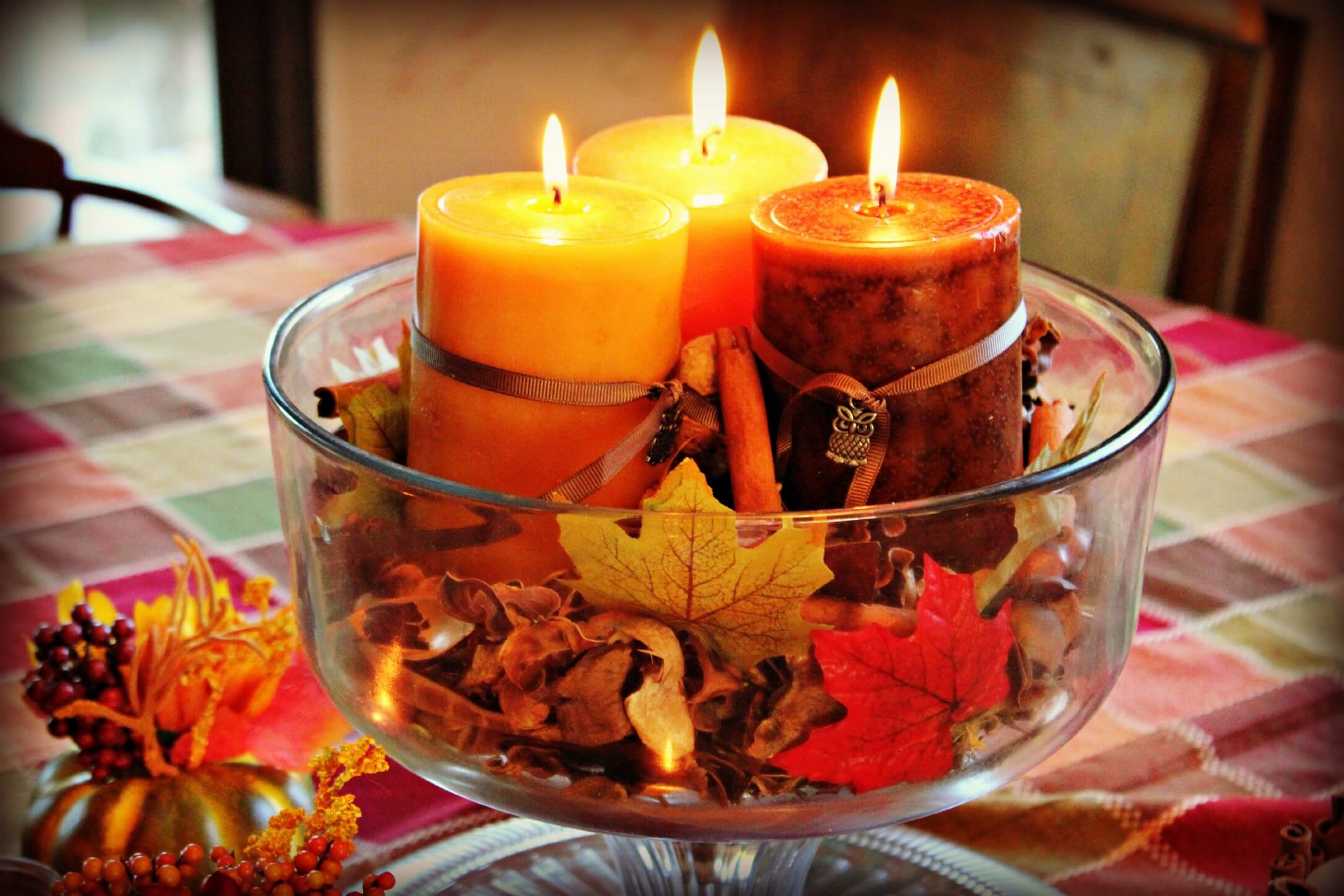 4 DIY Autumn Dining Room Table Centerpieces